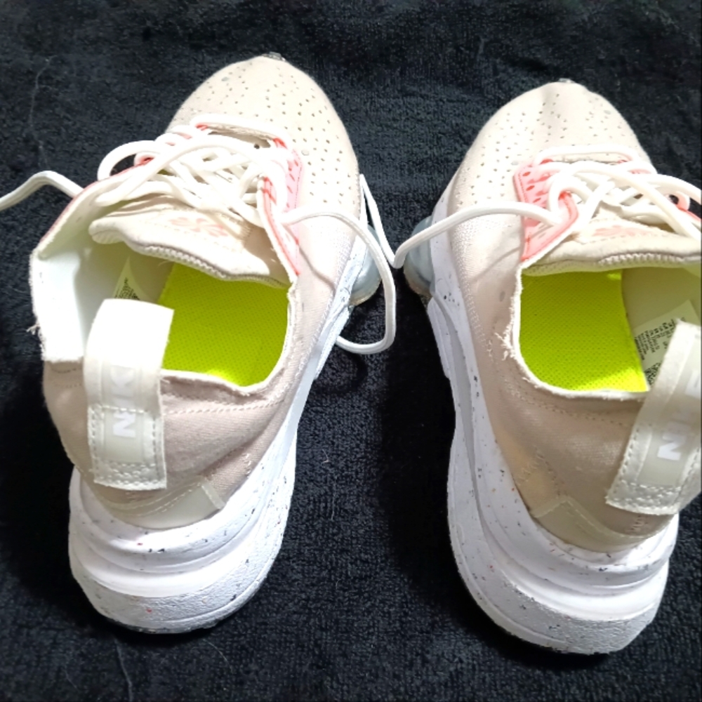 Nike air zoom type Carter woman's size 6